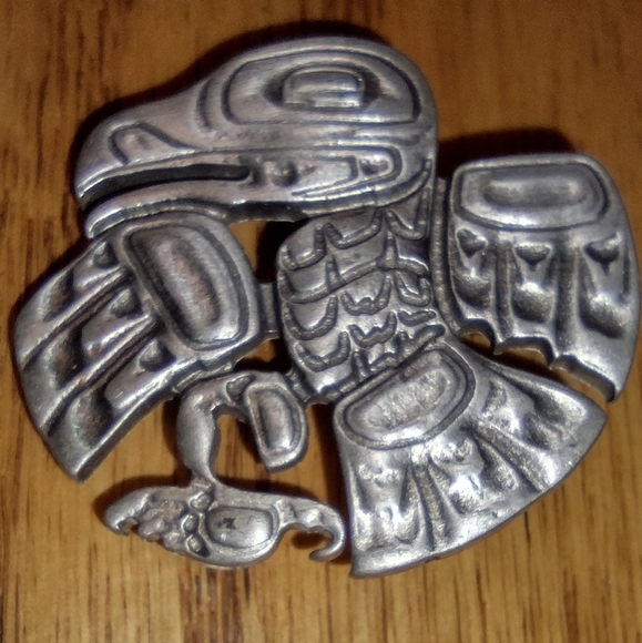 Native American eagle brooch by Wade Baker - Picture 2 of 16